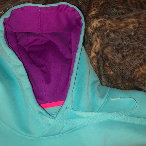 Light blue Under Armor hoodie. - Picture 3 of 3